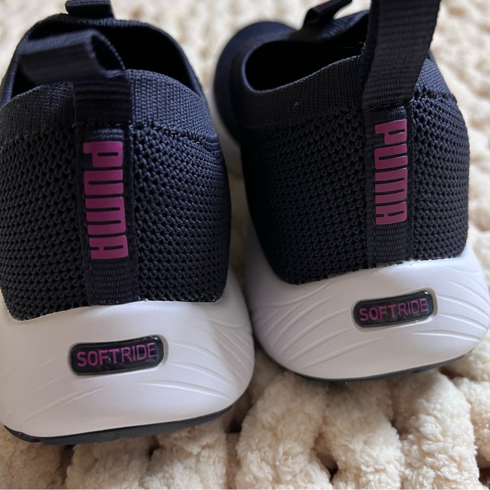 Puma slip on sneakers size 37 new - Picture 4 of 8
